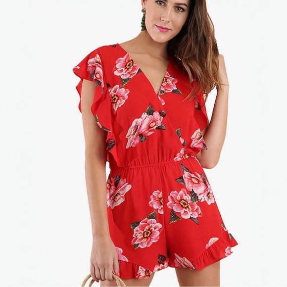 Umgee Floral Surplice Ruffle Romper Size S Red Built-In Shorts - Picture 1 of 14